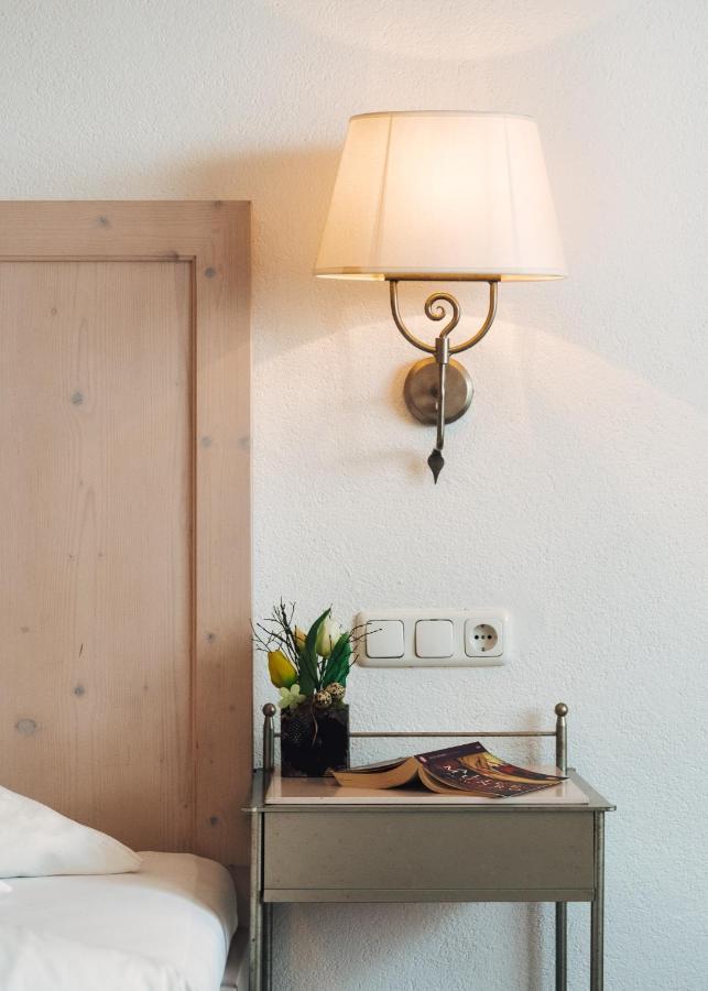 Hotel Regina ザーファウス エクステリア 写真