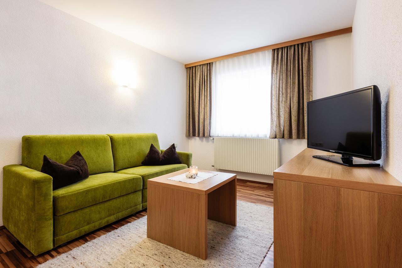 Hotel Regina ザーファウス エクステリア 写真