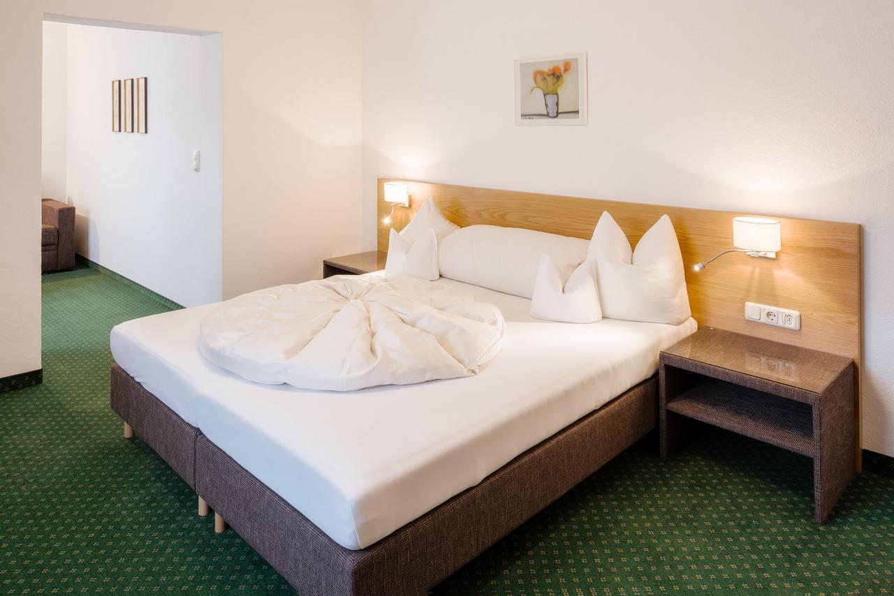 Hotel Regina ザーファウス エクステリア 写真