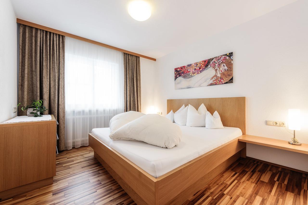 Hotel Regina ザーファウス エクステリア 写真