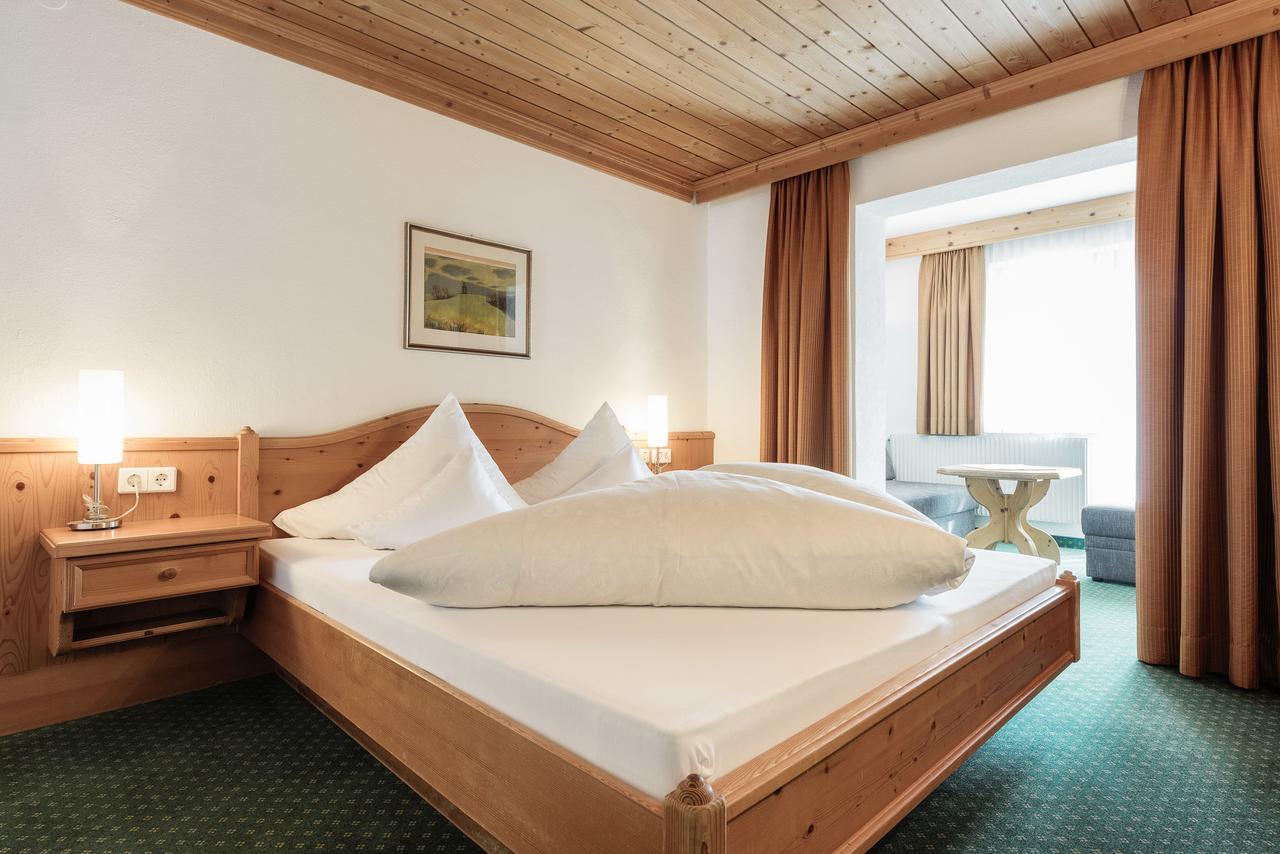Hotel Regina ザーファウス エクステリア 写真